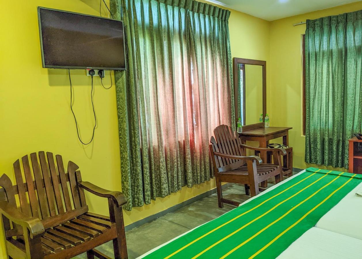 Yala Golden Wild Bed & Breakfast Tissamaharama Ngoại thất bức ảnh