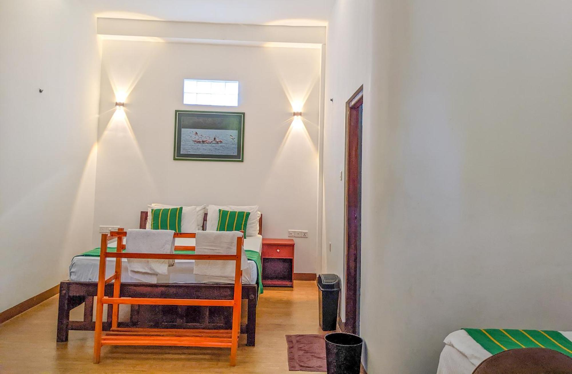 Yala Golden Wild Bed & Breakfast Tissamaharama Ngoại thất bức ảnh